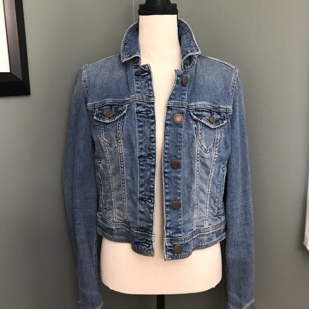 (M) American Eagle classic denim jacket